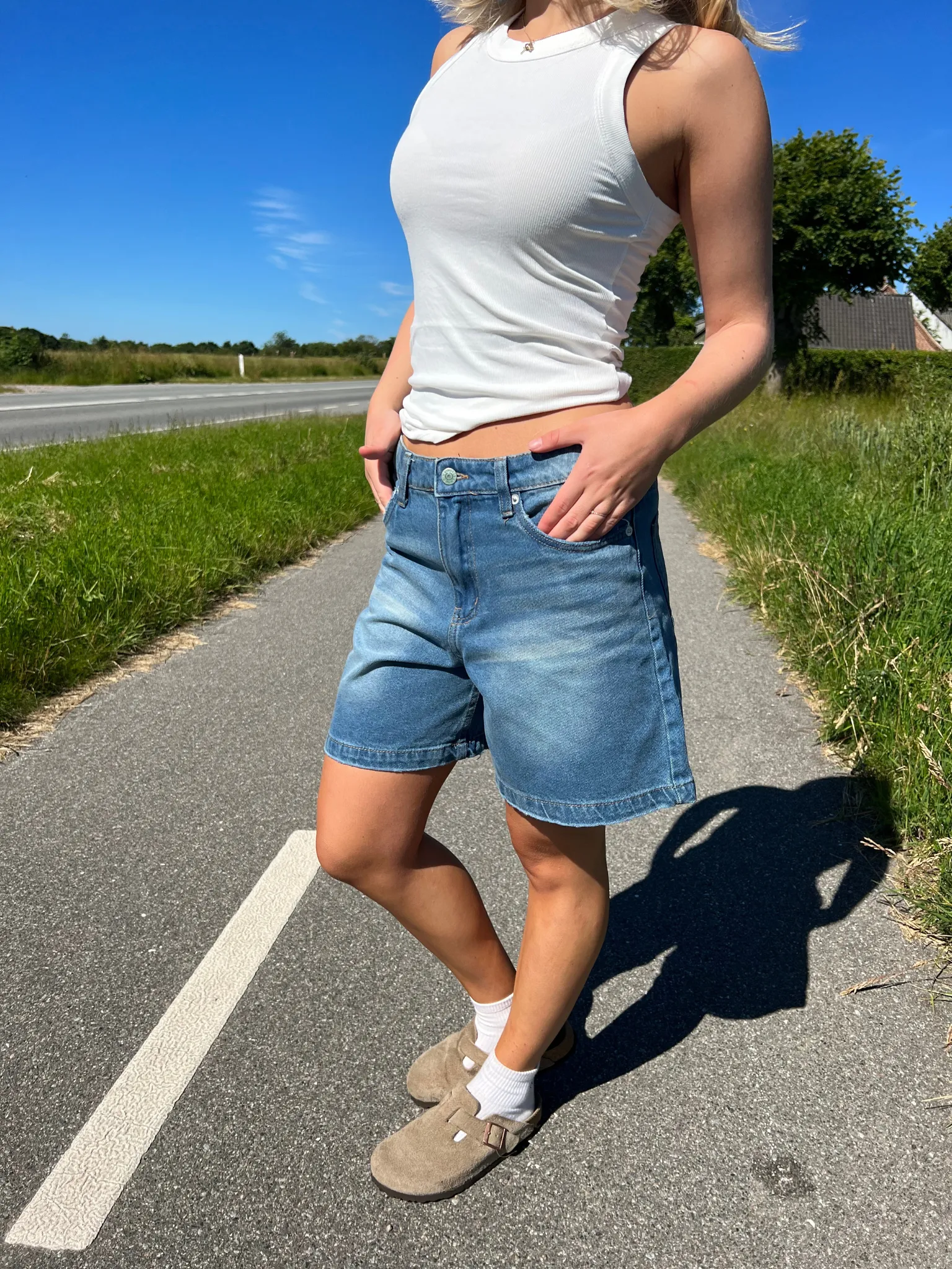 OLIVIA SHORTS - DARK BLUE