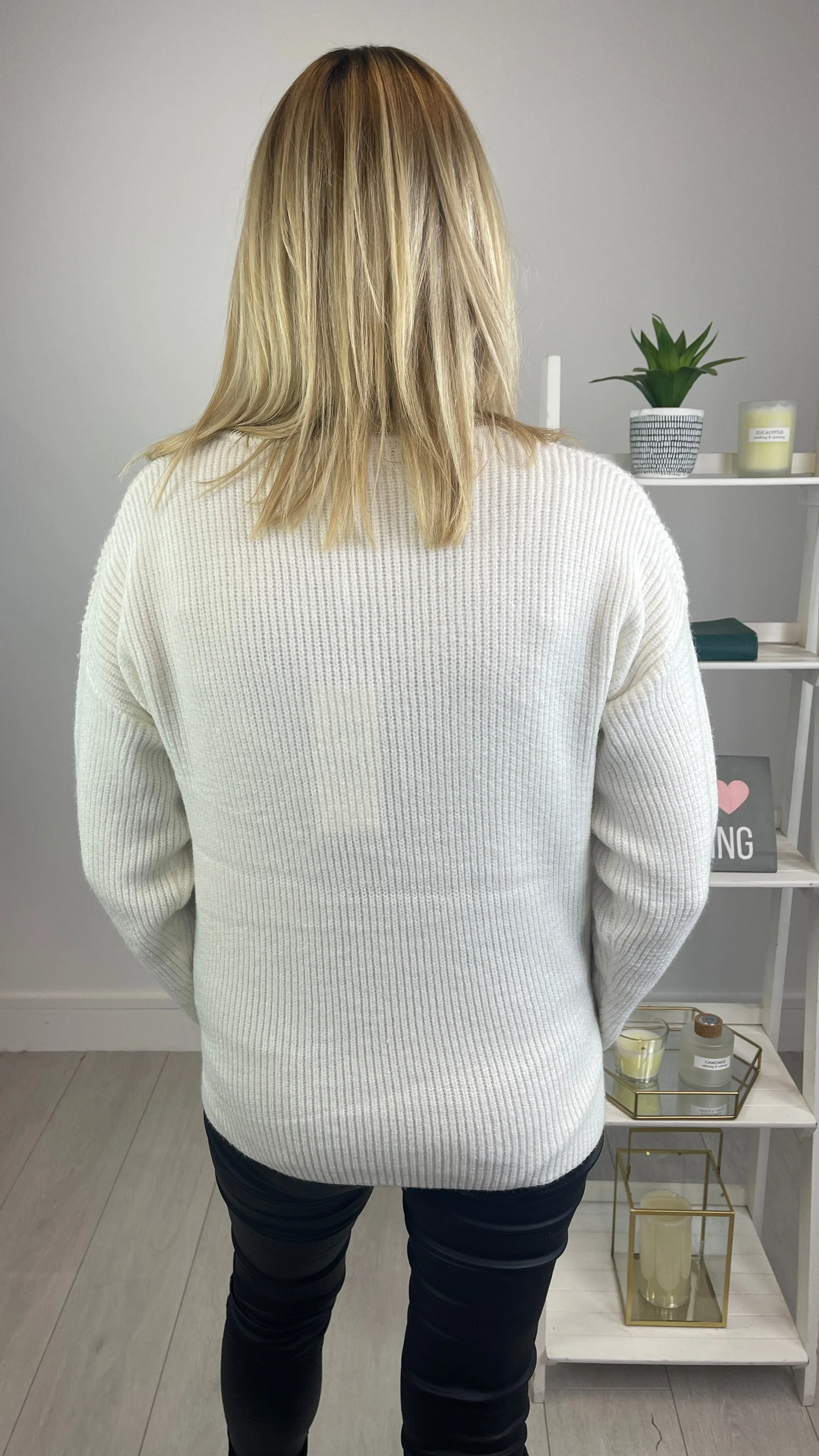 Tanya - Cream V-neck Ribbed Jumper