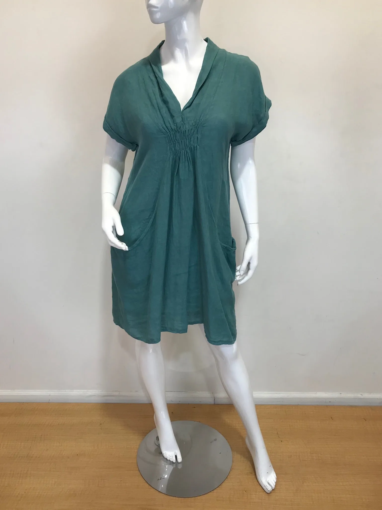 The Waipahe Casual Chic Linen Dress