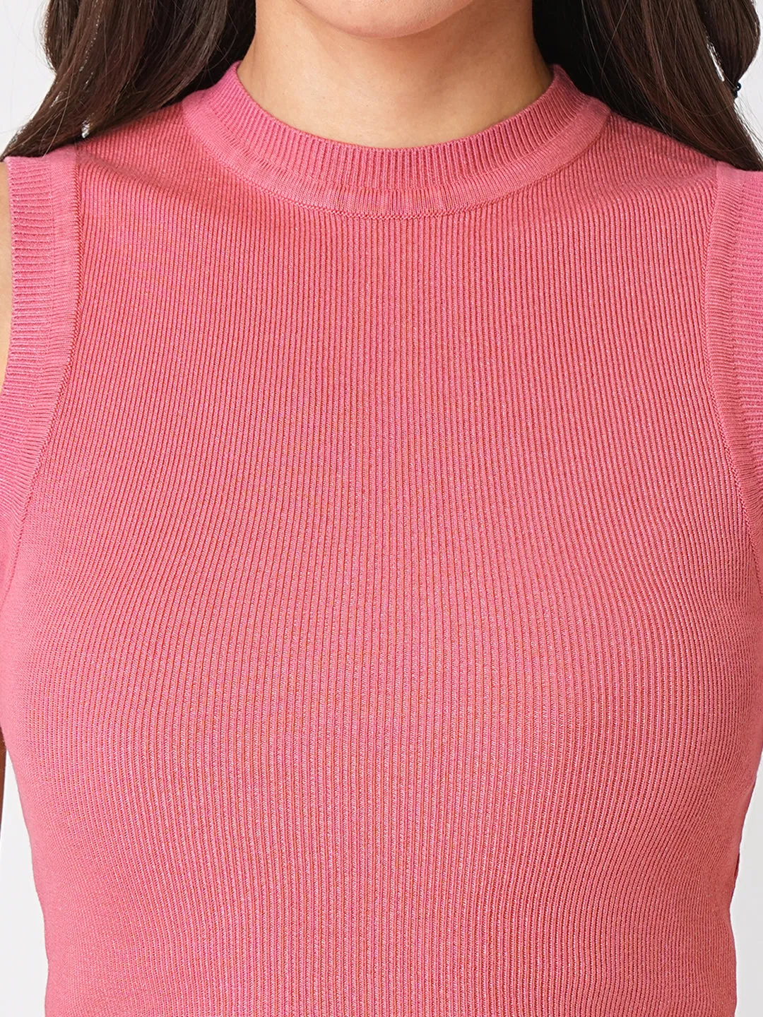 Women Flat Knitted Solid Slim Fit Crop Top